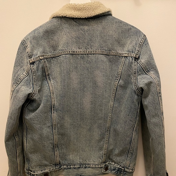 Levi’s Sherpa men’s trucker jacket - Picture 2 of 3